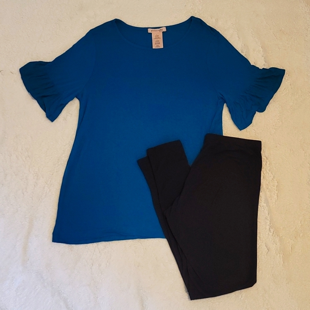 Philosophy‎ Blue blazer blouse
